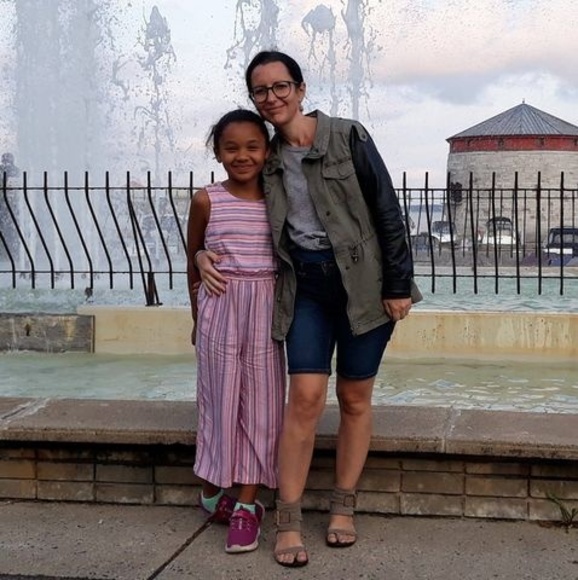 Meet your Posher, Isabelle - Picture 1 of 1